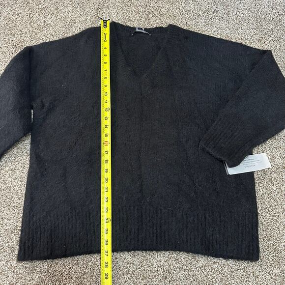 FRENCH CONNECTION Women's Fluffy Knit V Neck Oversized Sweater Size M In Black - Picture 6 of 11